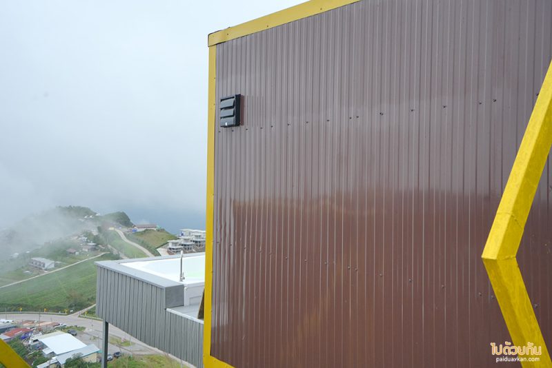 ภูทับเบิก, บ้านกระจกภูทับเบิก, de bee  ภูทับเบิก, de’ bee  ภูทับเบิก พักบ้านกระจก ชมวิวถนนสวย ภูเขาเขียว