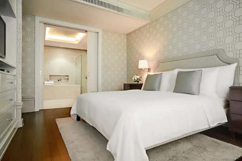 top 10+ best modern-luxury hotels near bts in bangkok’s top districts 2024