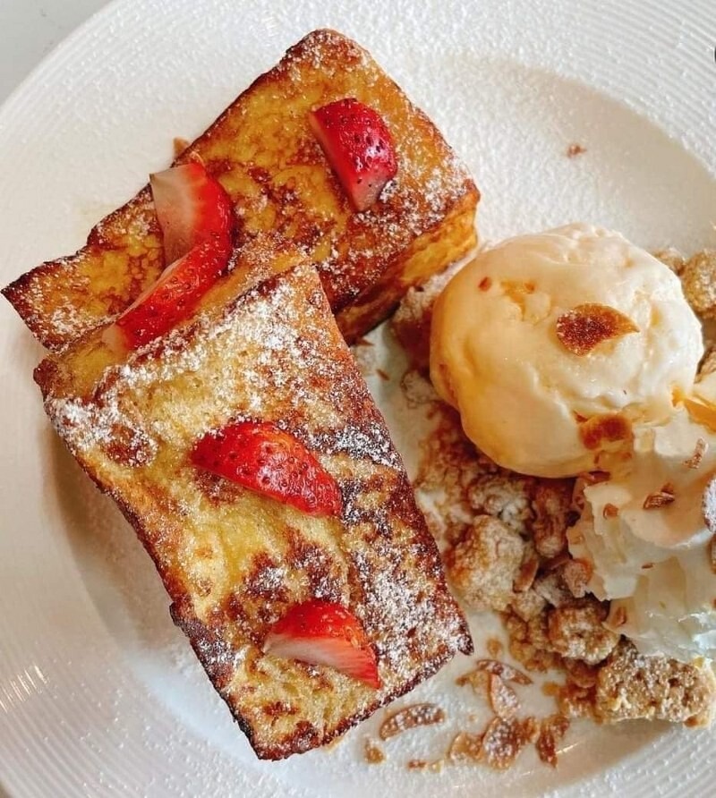 top 15+ คาเฟ่ศรีราชา 2567 คาเฟ่เปิดใหม่ ร้านกาแฟติดทะเล บรรยากาศดี