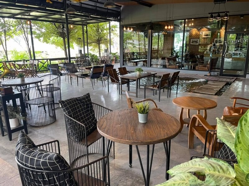 top 15+ คาเฟ่ศรีราชา 2567 คาเฟ่เปิดใหม่ ร้านกาแฟติดทะเล บรรยากาศดี