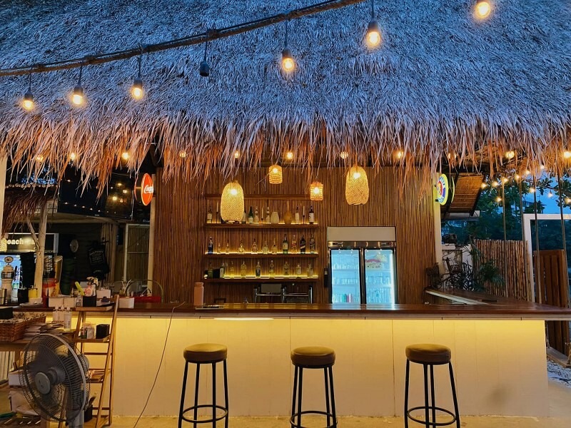 top 15+ คาเฟ่ศรีราชา 2567 คาเฟ่เปิดใหม่ ร้านกาแฟติดทะเล บรรยากาศดี