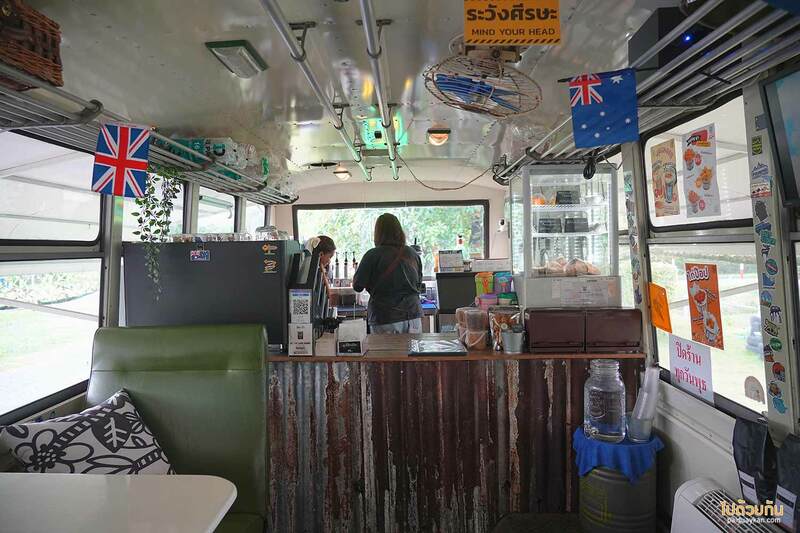 เที่ยวนครนายก, คาเฟ่นครนายก, b/c the cafe, b/c the cafe คาเฟ่รถบัสสุดแนว สไตล์แคมป์ปิ้ง เดินเล่นสะพานหัวใจแห่งเดียวในนครนายก