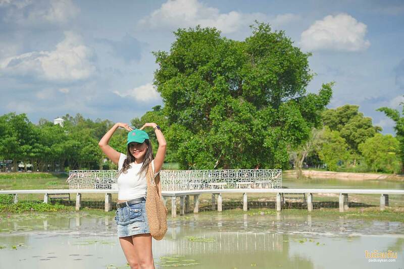 เที่ยวนครนายก, คาเฟ่นครนายก, b/c the cafe, b/c the cafe คาเฟ่รถบัสสุดแนว สไตล์แคมป์ปิ้ง เดินเล่นสะพานหัวใจแห่งเดียวในนครนายก