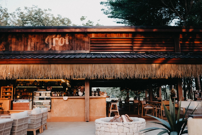 ที่พักเขาใหญ่สำหรับครอบครัว แรนโช ชาญวีร์ รีสอร์ท แอนด์ คันทรี คลับ