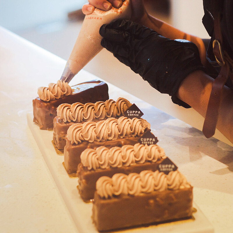 top 10+ คาเฟ่สุราษฎร์ธานี 2567 ถ่ายรูปสวย คาเฟ่เปิดใหม่ ติดทะเล ใกล้สนามบิน