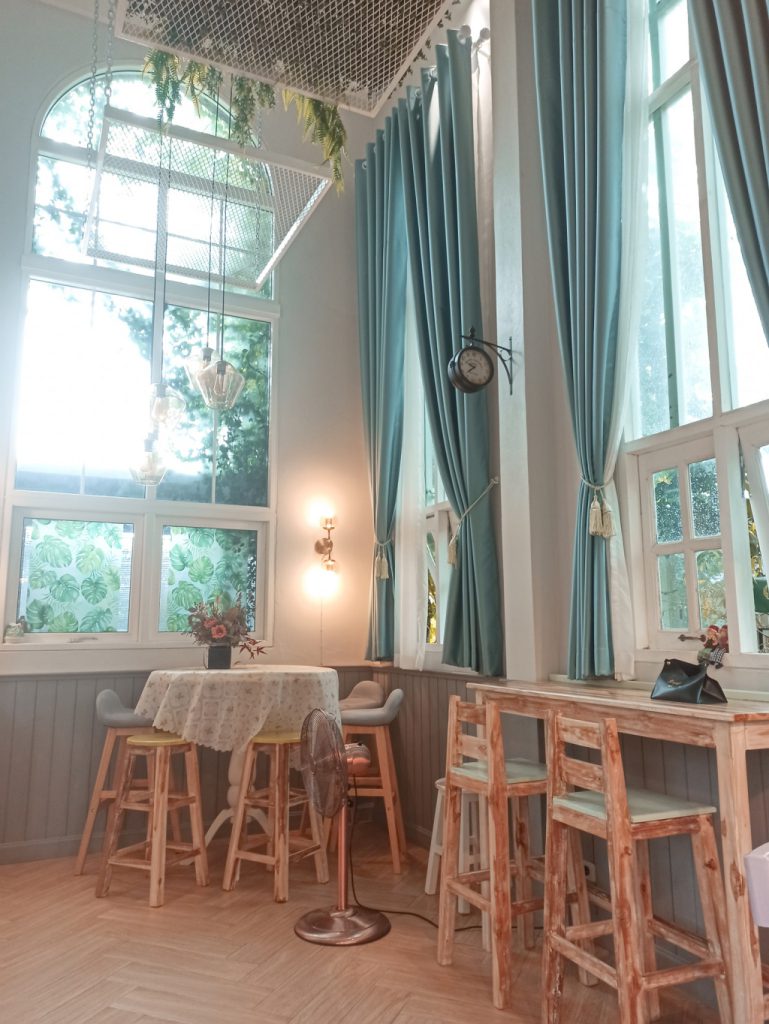 black sheep cafe, kummee studio, sol cottage, wiang kosai, กาดกองเก่า, คาเฟ่ แพร่, คาเฟ่จังหวัดแพร่, คาเฟ่จังหวัดแพร่ 2023, คาเฟ่จังหวัดแพร่ 2566, คำมีสตูดิโอ เซรามิค, คุ้มหลวงนครแพร่, คุ้มเจ้าหลวง, จุดชมวิว กม.3, ดงสักงาม, ถนน 1343, ถนนลอยฟ้า หมายเลข 1343, ถนนสายวัฒนธรรมเมืองแพร่, ถ้ำผานางคอย, ที่เที่ยวจังหวัดแพร่, ที่เที่ยวแพร่, ที่เที่ยวแพร่ 2023, ที่เที่ยวแพร่ 2024, ที่เที่ยวแพร่ 2566, ที่เที่ยวแพร่ 2567, ที่เที่ยวในแพร่, บ่อน้ำพุร้อนแม่จอก, บ้านนาคูหา, ผาอิงหมอก, พระธาตุอินทร์แขวน, พระธาตุอินแขวน, วนอุทยานแพะเมืองผี, วัดจอมสวรรค์, วัดดัง แพร่, วัดนาคูหา, วัดพระธาตุช่อแฮ่, วัดพระธาตุสุโทนมงคลคีรี, ศาลหลักเมืองแพร่, สถานที่เที่ยวจังหวัดแพร่, หินนางคอย, อ่างเก็บน้ำม่อนแม่ถาง, อุทยานแห่งชาติดอยผากลอง, อุทยานแห่งชาติเวียงโกศัย, อุทยานแห่งชาติแม่ยม, เที่ยวแพร่ 2024, เที่ยวแพร่ 2567, แก่งเสือเต้น, แกะดำ ทำสวน, แพร่, แพะเมืองผี, โซลคอทเทจ, ไร่ลุงลอน, ไร่ลุงลอน camping is life, top 20+ ที่เที่ยวแพร่ [กรกฎาคม 2024] เมืองรองต้องมนต์ เสน่ห์ที่เป็นได้มากกว่าทางผ่าน