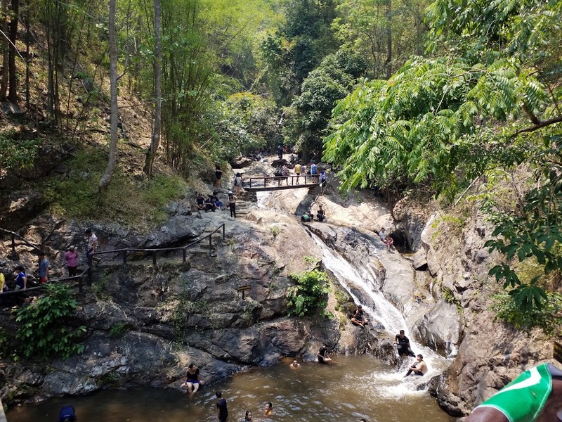 black sheep cafe, kummee studio, sol cottage, wiang kosai, กาดกองเก่า, คาเฟ่ แพร่, คาเฟ่จังหวัดแพร่, คาเฟ่จังหวัดแพร่ 2023, คาเฟ่จังหวัดแพร่ 2566, คำมีสตูดิโอ เซรามิค, คุ้มหลวงนครแพร่, คุ้มเจ้าหลวง, จุดชมวิว กม.3, ดงสักงาม, ถนน 1343, ถนนลอยฟ้า หมายเลข 1343, ถนนสายวัฒนธรรมเมืองแพร่, ถ้ำผานางคอย, ที่เที่ยวจังหวัดแพร่, ที่เที่ยวแพร่, ที่เที่ยวแพร่ 2023, ที่เที่ยวแพร่ 2024, ที่เที่ยวแพร่ 2566, ที่เที่ยวแพร่ 2567, ที่เที่ยวในแพร่, บ่อน้ำพุร้อนแม่จอก, บ้านนาคูหา, ผาอิงหมอก, พระธาตุอินทร์แขวน, พระธาตุอินแขวน, วนอุทยานแพะเมืองผี, วัดจอมสวรรค์, วัดดัง แพร่, วัดนาคูหา, วัดพระธาตุช่อแฮ่, วัดพระธาตุสุโทนมงคลคีรี, ศาลหลักเมืองแพร่, สถานที่เที่ยวจังหวัดแพร่, หินนางคอย, อ่างเก็บน้ำม่อนแม่ถาง, อุทยานแห่งชาติดอยผากลอง, อุทยานแห่งชาติเวียงโกศัย, อุทยานแห่งชาติแม่ยม, เที่ยวแพร่ 2024, เที่ยวแพร่ 2567, แก่งเสือเต้น, แกะดำ ทำสวน, แพร่, แพะเมืองผี, โซลคอทเทจ, ไร่ลุงลอน, ไร่ลุงลอน camping is life, top 20+ ที่เที่ยวแพร่ [กรกฎาคม 2024] เมืองรองต้องมนต์ เสน่ห์ที่เป็นได้มากกว่าทางผ่าน