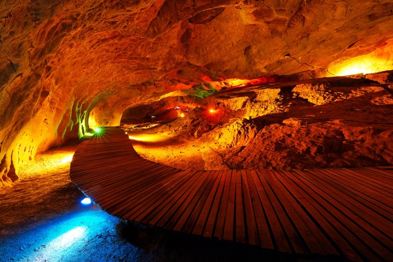 black sheep cafe, kummee studio, sol cottage, wiang kosai, กาดกองเก่า, คาเฟ่ แพร่, คาเฟ่จังหวัดแพร่, คาเฟ่จังหวัดแพร่ 2023, คาเฟ่จังหวัดแพร่ 2566, คำมีสตูดิโอ เซรามิค, คุ้มหลวงนครแพร่, คุ้มเจ้าหลวง, จุดชมวิว กม.3, ดงสักงาม, ถนน 1343, ถนนลอยฟ้า หมายเลข 1343, ถนนสายวัฒนธรรมเมืองแพร่, ถ้ำผานางคอย, ที่เที่ยวจังหวัดแพร่, ที่เที่ยวแพร่, ที่เที่ยวแพร่ 2023, ที่เที่ยวแพร่ 2024, ที่เที่ยวแพร่ 2566, ที่เที่ยวแพร่ 2567, ที่เที่ยวในแพร่, บ่อน้ำพุร้อนแม่จอก, บ้านนาคูหา, ผาอิงหมอก, พระธาตุอินทร์แขวน, พระธาตุอินแขวน, วนอุทยานแพะเมืองผี, วัดจอมสวรรค์, วัดดัง แพร่, วัดนาคูหา, วัดพระธาตุช่อแฮ่, วัดพระธาตุสุโทนมงคลคีรี, ศาลหลักเมืองแพร่, สถานที่เที่ยวจังหวัดแพร่, หินนางคอย, อ่างเก็บน้ำม่อนแม่ถาง, อุทยานแห่งชาติดอยผากลอง, อุทยานแห่งชาติเวียงโกศัย, อุทยานแห่งชาติแม่ยม, เที่ยวแพร่ 2024, เที่ยวแพร่ 2567, แก่งเสือเต้น, แกะดำ ทำสวน, แพร่, แพะเมืองผี, โซลคอทเทจ, ไร่ลุงลอน, ไร่ลุงลอน camping is life, top 20+ ที่เที่ยวแพร่ [กรกฎาคม 2024] เมืองรองต้องมนต์ เสน่ห์ที่เป็นได้มากกว่าทางผ่าน