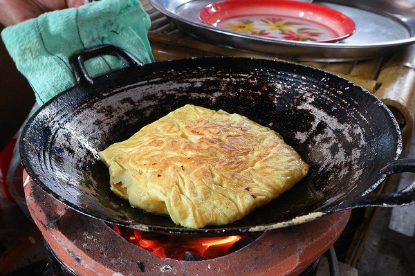 top 5+ ตลาดนัดในกรุงเทพฯ ช้อปเพลิน ของกินเพียบ