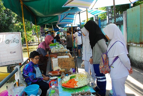 top 5+ ตลาดนัดในกรุงเทพฯ ช้อปเพลิน ของกินเพียบ