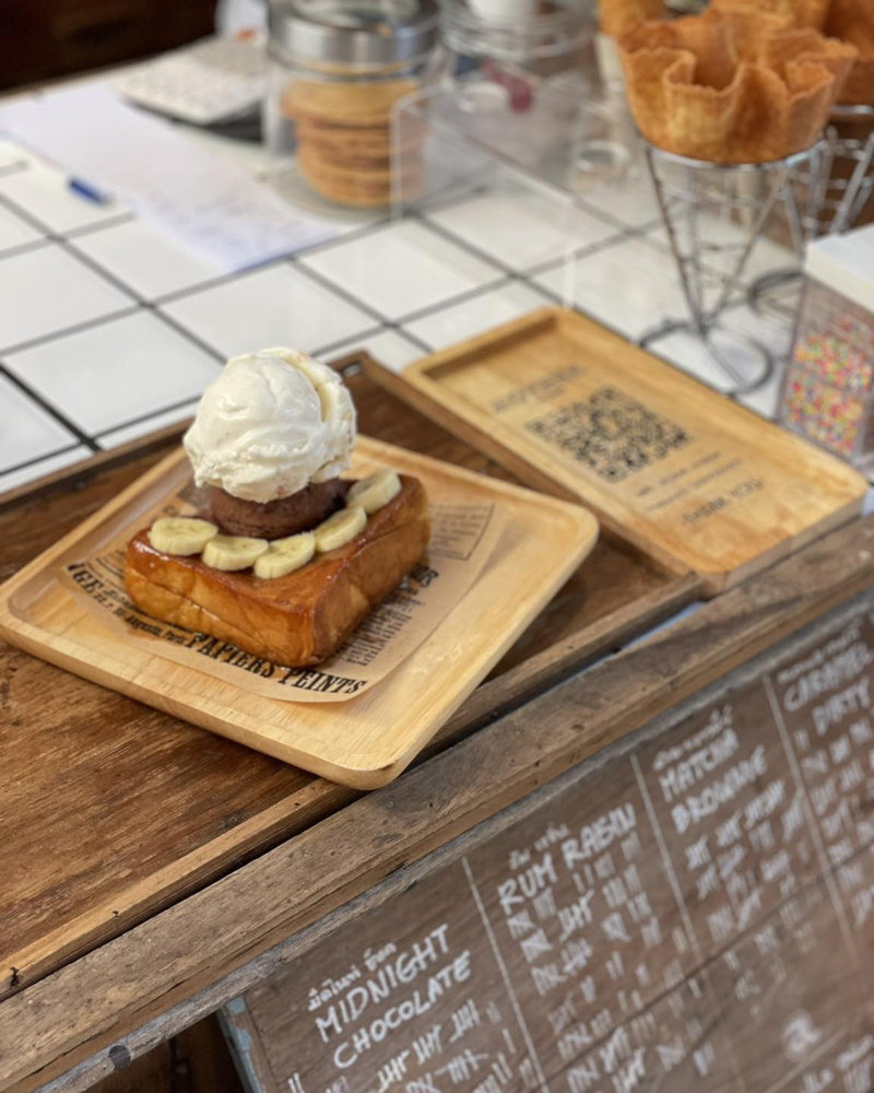 top 10+ คาเฟ่ชลบุรี บางแสน เปิดใหม่ ติดทะเล บรรยากาศดี