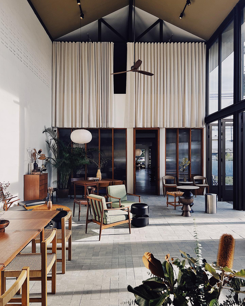 top 10+ คาเฟ่ชลบุรี บางแสน เปิดใหม่ ติดทะเล บรรยากาศดี