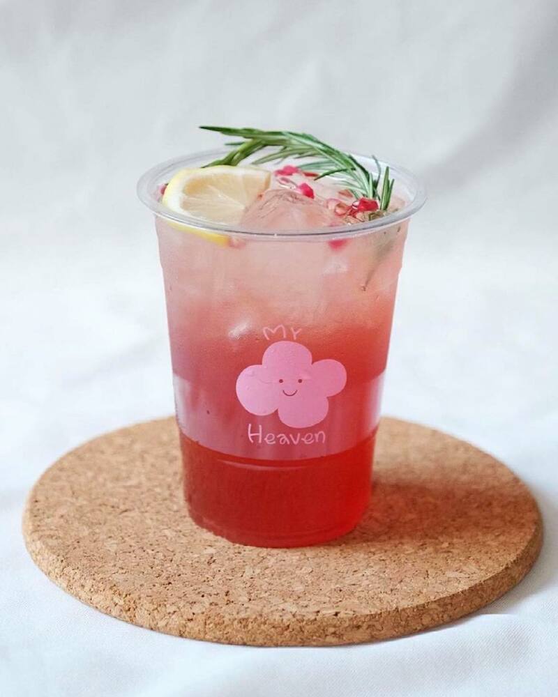 รวม cafe ย่านสุขุมวิท ขอบอกว่าเด็ดทั้งกาแฟ ทั้งบรรยากาศ จะพลาดได้หรอ?