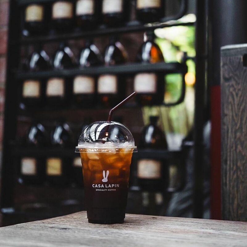 รวม cafe ย่านสุขุมวิท ขอบอกว่าเด็ดทั้งกาแฟ ทั้งบรรยากาศ จะพลาดได้หรอ?