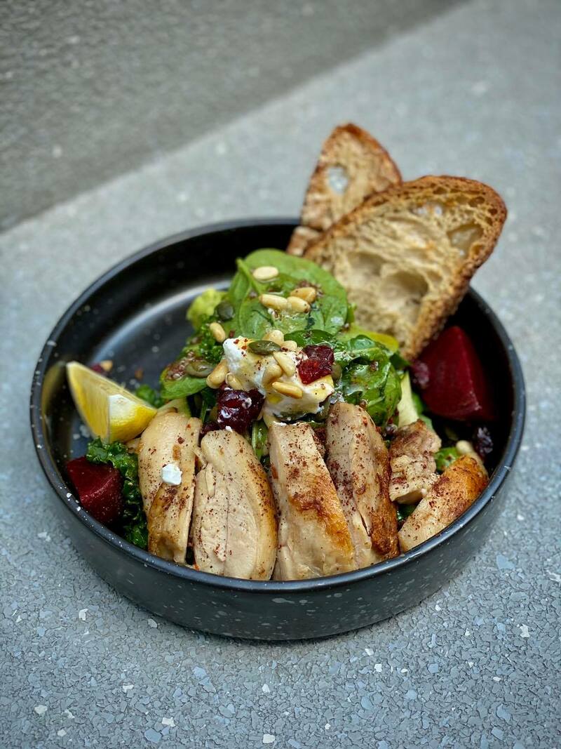 รวม cafe ย่านสุขุมวิท ขอบอกว่าเด็ดทั้งกาแฟ ทั้งบรรยากาศ จะพลาดได้หรอ?