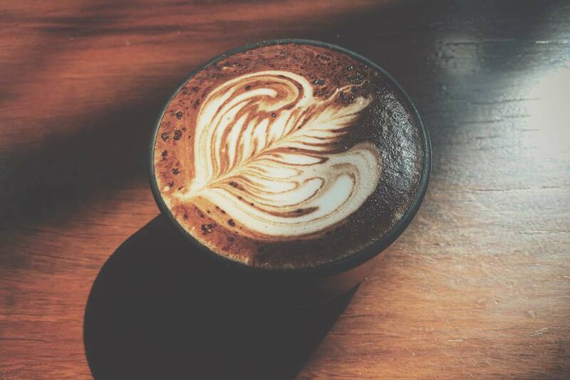 รวม cafe ย่านสุขุมวิท ขอบอกว่าเด็ดทั้งกาแฟ ทั้งบรรยากาศ จะพลาดได้หรอ?