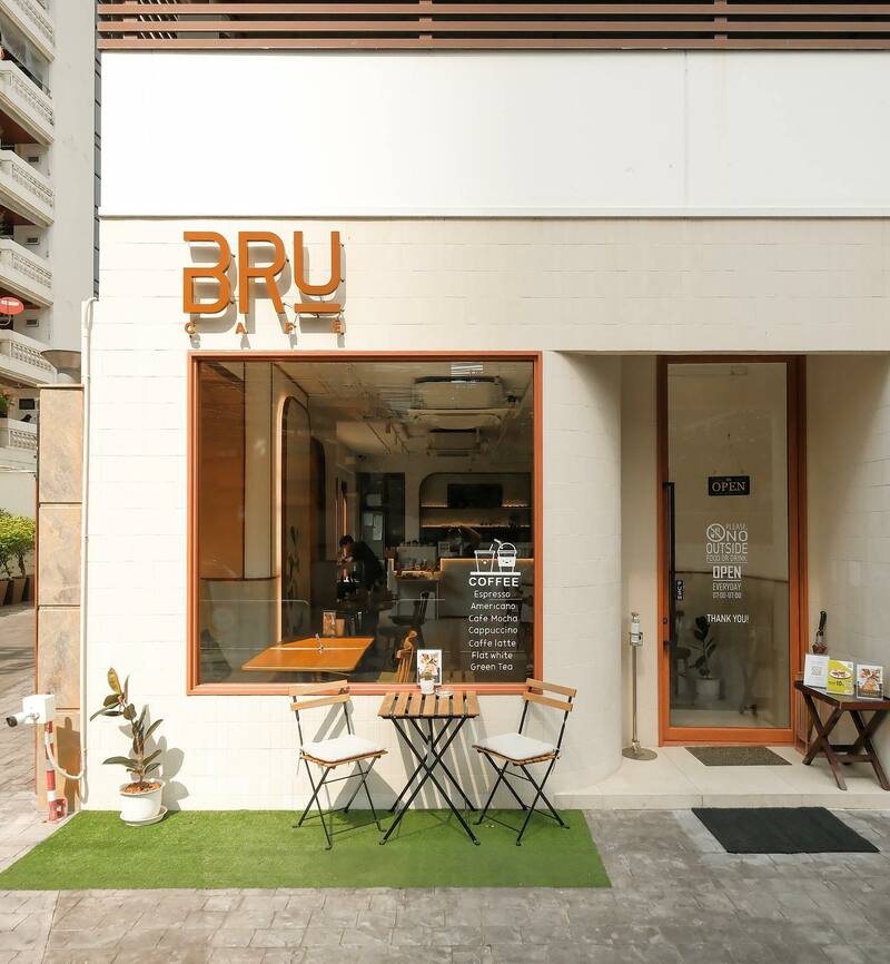 รวม cafe ย่านสุขุมวิท ขอบอกว่าเด็ดทั้งกาแฟ ทั้งบรรยากาศ จะพลาดได้หรอ?