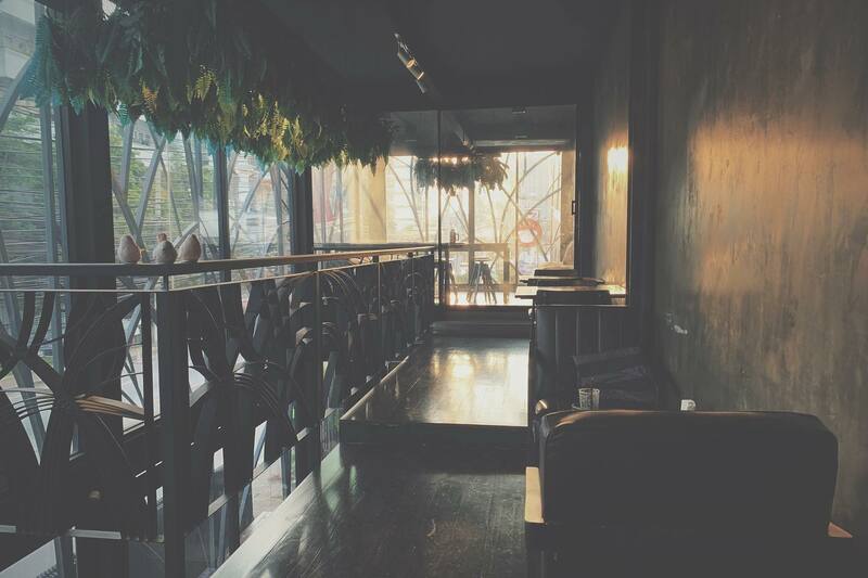 รวม cafe ย่านสุขุมวิท ขอบอกว่าเด็ดทั้งกาแฟ ทั้งบรรยากาศ จะพลาดได้หรอ?