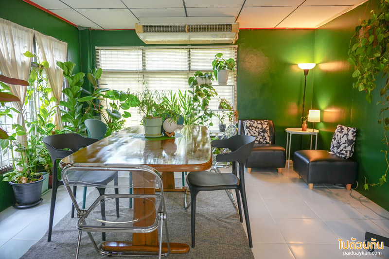 คาเฟ่ปราจีนบุรี, happy day cafe ปราจีนบุรี, happy day cafe ปราจีนบุรี คาเฟ่ในบ้านไม้สีขาวสไตล์โฮมมี่