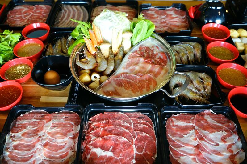 รวมร้านบุฟเฟ่ต์ ภูเก็ต อร่อยได้แบบไม่อั้น ชาบู ปิ้งย่าง อาหารญี่ปุ่น ราคาเบาๆ สุดคุ้ม!