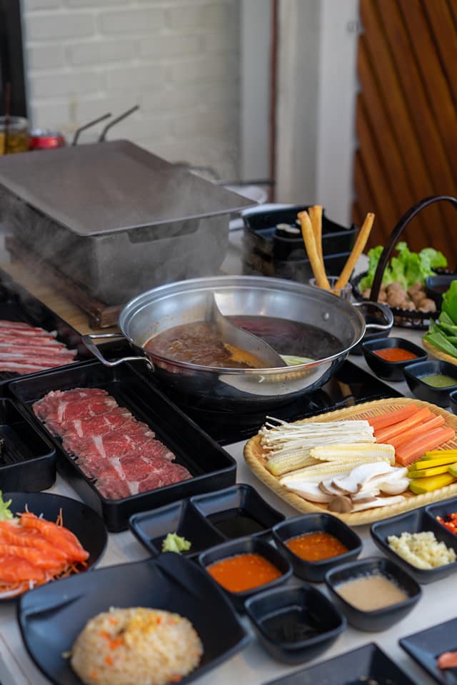 รวมร้านบุฟเฟ่ต์ ภูเก็ต อร่อยได้แบบไม่อั้น ชาบู ปิ้งย่าง อาหารญี่ปุ่น ราคาเบาๆ สุดคุ้ม!