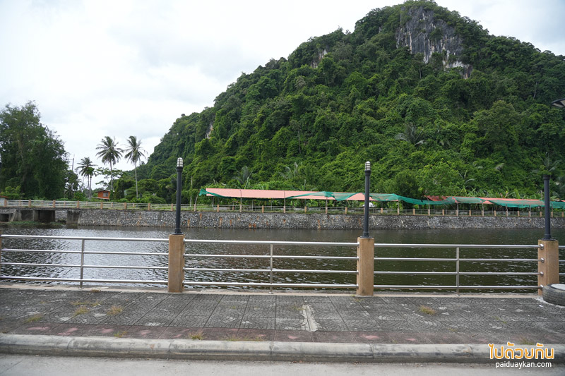 แลผาหน้าถ้ำ, ร้านอาหารยะลา, แลผาหน้าถ้ำ ร้านอาหารใต้รสจัดจ้านแห่งเมืองยะลา