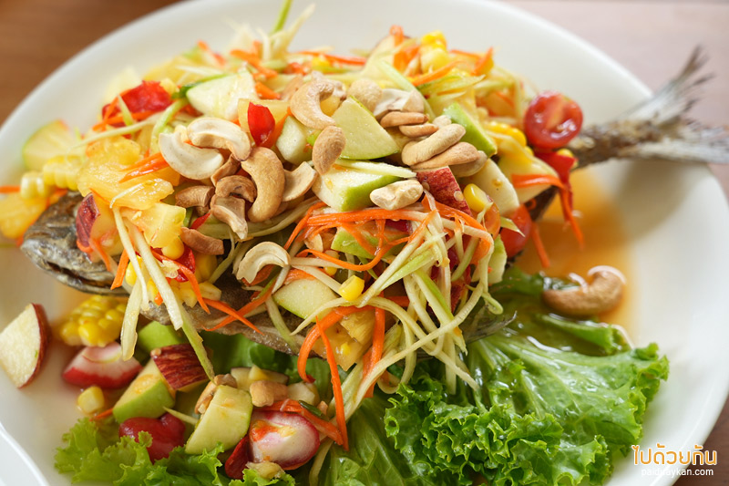 แลผาหน้าถ้ำ, ร้านอาหารยะลา, แลผาหน้าถ้ำ ร้านอาหารใต้รสจัดจ้านแห่งเมืองยะลา