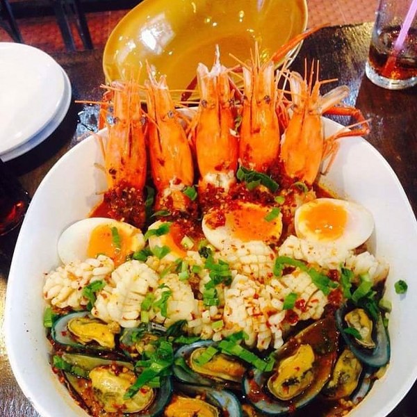 เปิดลายแทง 4 ร้านก๋วยเตี๋ยวต้มยำ กรุงเทพ แซ่บซี๊ด สะใจ