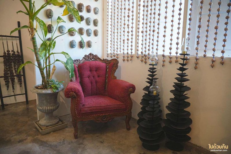 คาเฟ่ชุมพร, คาเฟ่ปะทิว, จาคะ คาเฟ่, จาคะ คราฟ คาเฟ่ ปะทิว จิบเครื่องดื่ม เสพงานศิลป์