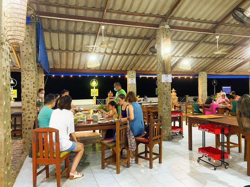 รวมร้านอาหารทะเล ภูเก็ต วัตถุดิบสดใหม่ รสชาติอร่อย สายซีฟู้ดห้ามพลาด!!