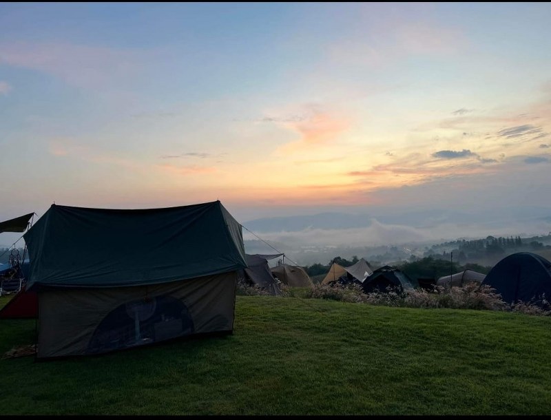top 8+ ลานกางเต็นท์เปิดใหม่ 2567 จุดกางเต็นท์ใกล้กรุงเทพ สายแคมป์ปิ้งห้ามพลาด