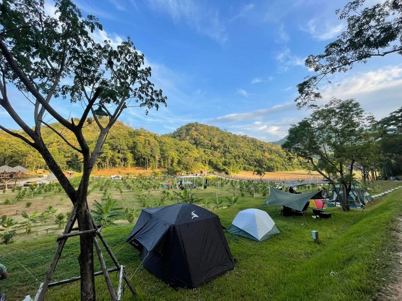 top 8+ ลานกางเต็นท์เปิดใหม่ 2567 จุดกางเต็นท์ใกล้กรุงเทพ สายแคมป์ปิ้งห้ามพลาด