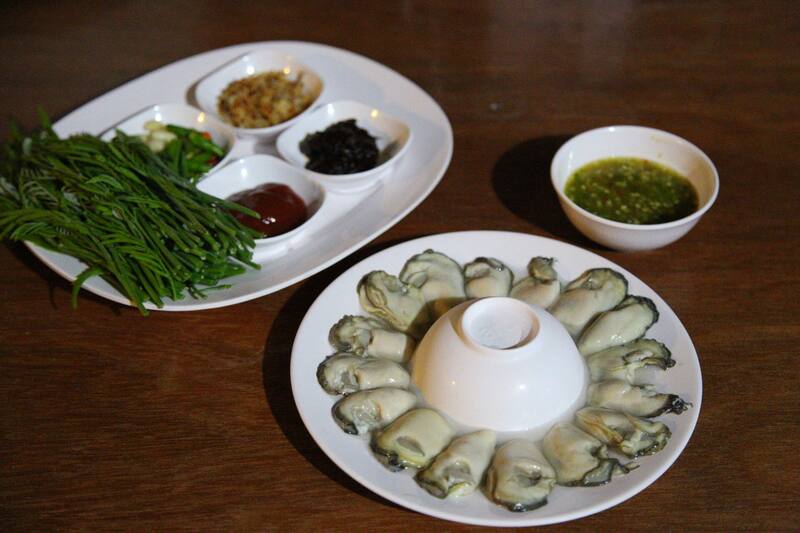 top 10+ โฮมสเตย์ที่พักสุดชิลเเถมกินปูทะเล+ซีฟู้ดจัดเต็มไม่อั้นฟรี! (งบไม่เกินคนละ 2,000 บาท) @จันทบุรี