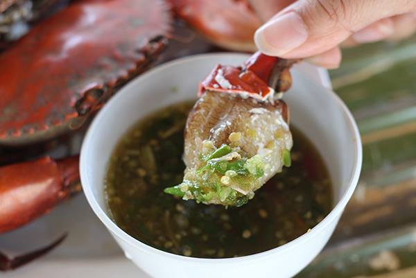 top 10+ โฮมสเตย์ที่พักสุดชิลเเถมกินปูทะเล+ซีฟู้ดจัดเต็มไม่อั้นฟรี! (งบไม่เกินคนละ 2,000 บาท) @จันทบุรี