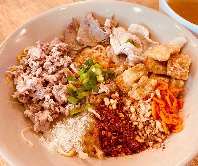 ก๋วยเตี๋ยวต้มยำ โบราณ รวม 23 ร้านเด็ด เมนูเผ็ดโดนใจ รวมมาทั้งร้านดัง ร้านเก่าแก่!!