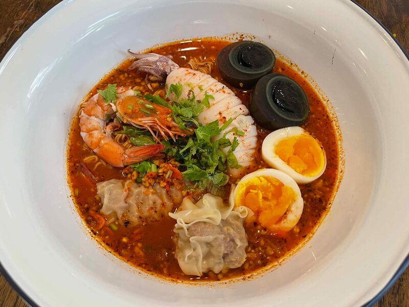 ก๋วยเตี๋ยวต้มยำ โบราณ รวม 23 ร้านเด็ด เมนูเผ็ดโดนใจ รวมมาทั้งร้านดัง ร้านเก่าแก่!!