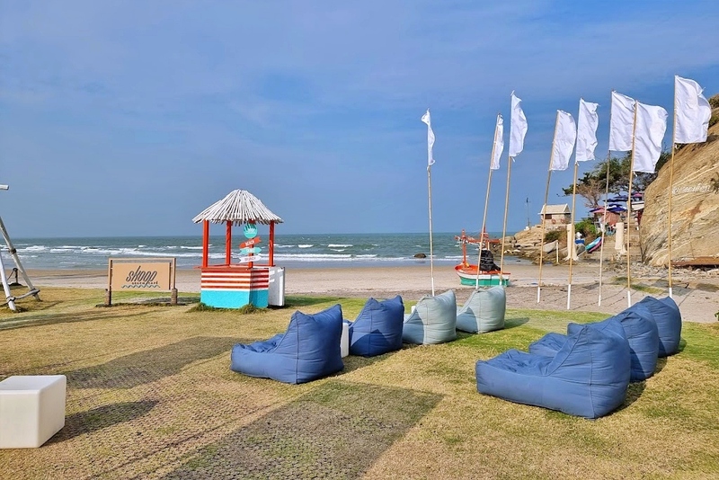 beachgoers, bueng bua nature education center, camping, cha-am-hua hin, crocodile show, drip rim lay, elastic walking, elephants show, flaming milk tea, fresh seafood, haad sam phraya, hin walking street, hua hin district, hua hin night market, hua hin safari & adventure park, huay mongkol temple, instagram spot, kaeng krachan national park, khao dang viewpoint, khao hin lek fai, khao hin lek fai view point, khao sam roi yot national park, khao takiab beach, khao tao reservoir, ladder walking, leisurely stroll, luxurious options, memory house, memory house cafe huahin, near bangkok, pa la-u waterfall, panoramic view, phraya nakron cave, popular seaside, prachuap khiri khan, pranburi dam, pranburi forest park, pranburi river, rajabhakti park, regent beach, rope climbing, sai noi beach, sam phraya beach, seen space hua hin, skoop beach cafe hua hin, suan son beach, suan son pradipat, suan son pradiphat, thao kosa forest park, three sugar palms, three sugar palms at paknam pran, tigers show, top seacret beach cafe, tree top adventure park huahin, vana nava water jungle, vana varin resort, wat khao takiab, zip lines, จุดชมวิว เขาหินเหล็กไฟ, ชายหาดหัวหิน, ซีนสเปซ หัวหิน, ตลาดชิเคด้า, ตลาดแทมมารีน, ตลาดโต้รุ่งหัวหิน, ถนนคนเดินหัวหิน, ที่เที่ยวหัวหิน, ที่เที่ยวหัวหิน 2024, ที่เที่ยวหัวหิน 2565, ที่เที่ยวหัวหิน 2567, วัดห้วยมงคล, วัดเขาตะเกียบ, สถานีรถไฟหัวหิน, สวนน้ำ วานา นาวา, สวนน้ำ วานา นาวา วอเตอร์ จังเกิ้ล, สวนสนประดิพัทธ์, หัวหิน, หัวหิน 2024, หัวหิน 2567, หาดสวนสน, หาดหัวหิน, หาดเขาตะเกียบ, อ่างเก็บน้ำเขาเต่า, อุทยานราชภักดิ์, เที่ยวหัวหิน, top 30+ ที่เที่ยวหัวหิน ยอดฮิต [กรกฎาคม 2024] พักผ่อนใกล้กรุง ผ่อนคลายไปกับธรรมชาติ