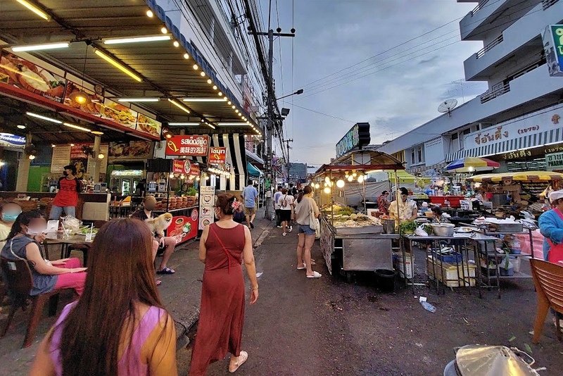 beachgoers, bueng bua nature education center, camping, cha-am-hua hin, crocodile show, drip rim lay, elastic walking, elephants show, flaming milk tea, fresh seafood, haad sam phraya, hin walking street, hua hin district, hua hin night market, hua hin safari & adventure park, huay mongkol temple, instagram spot, kaeng krachan national park, khao dang viewpoint, khao hin lek fai, khao hin lek fai view point, khao sam roi yot national park, khao takiab beach, khao tao reservoir, ladder walking, leisurely stroll, luxurious options, memory house, memory house cafe huahin, near bangkok, pa la-u waterfall, panoramic view, phraya nakron cave, popular seaside, prachuap khiri khan, pranburi dam, pranburi forest park, pranburi river, rajabhakti park, regent beach, rope climbing, sai noi beach, sam phraya beach, seen space hua hin, skoop beach cafe hua hin, suan son beach, suan son pradipat, suan son pradiphat, thao kosa forest park, three sugar palms, three sugar palms at paknam pran, tigers show, top seacret beach cafe, tree top adventure park huahin, vana nava water jungle, vana varin resort, wat khao takiab, zip lines, จุดชมวิว เขาหินเหล็กไฟ, ชายหาดหัวหิน, ซีนสเปซ หัวหิน, ตลาดชิเคด้า, ตลาดแทมมารีน, ตลาดโต้รุ่งหัวหิน, ถนนคนเดินหัวหิน, ที่เที่ยวหัวหิน, ที่เที่ยวหัวหิน 2024, ที่เที่ยวหัวหิน 2565, ที่เที่ยวหัวหิน 2567, วัดห้วยมงคล, วัดเขาตะเกียบ, สถานีรถไฟหัวหิน, สวนน้ำ วานา นาวา, สวนน้ำ วานา นาวา วอเตอร์ จังเกิ้ล, สวนสนประดิพัทธ์, หัวหิน, หัวหิน 2024, หัวหิน 2567, หาดสวนสน, หาดหัวหิน, หาดเขาตะเกียบ, อ่างเก็บน้ำเขาเต่า, อุทยานราชภักดิ์, เที่ยวหัวหิน, top 30+ ที่เที่ยวหัวหิน ยอดฮิต [กรกฎาคม 2024] พักผ่อนใกล้กรุง ผ่อนคลายไปกับธรรมชาติ