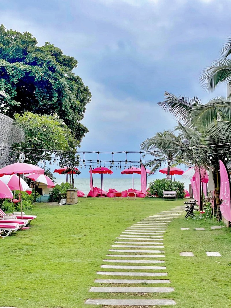 beachgoers, bueng bua nature education center, camping, cha-am-hua hin, crocodile show, drip rim lay, elastic walking, elephants show, flaming milk tea, fresh seafood, haad sam phraya, hin walking street, hua hin district, hua hin night market, hua hin safari & adventure park, huay mongkol temple, instagram spot, kaeng krachan national park, khao dang viewpoint, khao hin lek fai, khao hin lek fai view point, khao sam roi yot national park, khao takiab beach, khao tao reservoir, ladder walking, leisurely stroll, luxurious options, memory house, memory house cafe huahin, near bangkok, pa la-u waterfall, panoramic view, phraya nakron cave, popular seaside, prachuap khiri khan, pranburi dam, pranburi forest park, pranburi river, rajabhakti park, regent beach, rope climbing, sai noi beach, sam phraya beach, seen space hua hin, skoop beach cafe hua hin, suan son beach, suan son pradipat, suan son pradiphat, thao kosa forest park, three sugar palms, three sugar palms at paknam pran, tigers show, top seacret beach cafe, tree top adventure park huahin, vana nava water jungle, vana varin resort, wat khao takiab, zip lines, จุดชมวิว เขาหินเหล็กไฟ, ชายหาดหัวหิน, ซีนสเปซ หัวหิน, ตลาดชิเคด้า, ตลาดแทมมารีน, ตลาดโต้รุ่งหัวหิน, ถนนคนเดินหัวหิน, ที่เที่ยวหัวหิน, ที่เที่ยวหัวหิน 2024, ที่เที่ยวหัวหิน 2565, ที่เที่ยวหัวหิน 2567, วัดห้วยมงคล, วัดเขาตะเกียบ, สถานีรถไฟหัวหิน, สวนน้ำ วานา นาวา, สวนน้ำ วานา นาวา วอเตอร์ จังเกิ้ล, สวนสนประดิพัทธ์, หัวหิน, หัวหิน 2024, หัวหิน 2567, หาดสวนสน, หาดหัวหิน, หาดเขาตะเกียบ, อ่างเก็บน้ำเขาเต่า, อุทยานราชภักดิ์, เที่ยวหัวหิน, top 30+ ที่เที่ยวหัวหิน ยอดฮิต [กรกฎาคม 2024] พักผ่อนใกล้กรุง ผ่อนคลายไปกับธรรมชาติ