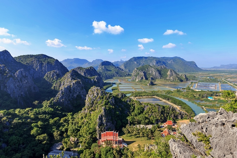 beachgoers, bueng bua nature education center, camping, cha-am-hua hin, crocodile show, drip rim lay, elastic walking, elephants show, flaming milk tea, fresh seafood, haad sam phraya, hin walking street, hua hin district, hua hin night market, hua hin safari & adventure park, huay mongkol temple, instagram spot, kaeng krachan national park, khao dang viewpoint, khao hin lek fai, khao hin lek fai view point, khao sam roi yot national park, khao takiab beach, khao tao reservoir, ladder walking, leisurely stroll, luxurious options, memory house, memory house cafe huahin, near bangkok, pa la-u waterfall, panoramic view, phraya nakron cave, popular seaside, prachuap khiri khan, pranburi dam, pranburi forest park, pranburi river, rajabhakti park, regent beach, rope climbing, sai noi beach, sam phraya beach, seen space hua hin, skoop beach cafe hua hin, suan son beach, suan son pradipat, suan son pradiphat, thao kosa forest park, three sugar palms, three sugar palms at paknam pran, tigers show, top seacret beach cafe, tree top adventure park huahin, vana nava water jungle, vana varin resort, wat khao takiab, zip lines, จุดชมวิว เขาหินเหล็กไฟ, ชายหาดหัวหิน, ซีนสเปซ หัวหิน, ตลาดชิเคด้า, ตลาดแทมมารีน, ตลาดโต้รุ่งหัวหิน, ถนนคนเดินหัวหิน, ที่เที่ยวหัวหิน, ที่เที่ยวหัวหิน 2024, ที่เที่ยวหัวหิน 2565, ที่เที่ยวหัวหิน 2567, วัดห้วยมงคล, วัดเขาตะเกียบ, สถานีรถไฟหัวหิน, สวนน้ำ วานา นาวา, สวนน้ำ วานา นาวา วอเตอร์ จังเกิ้ล, สวนสนประดิพัทธ์, หัวหิน, หัวหิน 2024, หัวหิน 2567, หาดสวนสน, หาดหัวหิน, หาดเขาตะเกียบ, อ่างเก็บน้ำเขาเต่า, อุทยานราชภักดิ์, เที่ยวหัวหิน, top 30+ ที่เที่ยวหัวหิน ยอดฮิต [กรกฎาคม 2024] พักผ่อนใกล้กรุง ผ่อนคลายไปกับธรรมชาติ