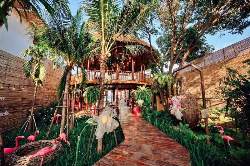 beachgoers, bueng bua nature education center, camping, cha-am-hua hin, crocodile show, drip rim lay, elastic walking, elephants show, flaming milk tea, fresh seafood, haad sam phraya, hin walking street, hua hin district, hua hin night market, hua hin safari & adventure park, huay mongkol temple, instagram spot, kaeng krachan national park, khao dang viewpoint, khao hin lek fai, khao hin lek fai view point, khao sam roi yot national park, khao takiab beach, khao tao reservoir, ladder walking, leisurely stroll, luxurious options, memory house, memory house cafe huahin, near bangkok, pa la-u waterfall, panoramic view, phraya nakron cave, popular seaside, prachuap khiri khan, pranburi dam, pranburi forest park, pranburi river, rajabhakti park, regent beach, rope climbing, sai noi beach, sam phraya beach, seen space hua hin, skoop beach cafe hua hin, suan son beach, suan son pradipat, suan son pradiphat, thao kosa forest park, three sugar palms, three sugar palms at paknam pran, tigers show, top seacret beach cafe, tree top adventure park huahin, vana nava water jungle, vana varin resort, wat khao takiab, zip lines, จุดชมวิว เขาหินเหล็กไฟ, ชายหาดหัวหิน, ซีนสเปซ หัวหิน, ตลาดชิเคด้า, ตลาดแทมมารีน, ตลาดโต้รุ่งหัวหิน, ถนนคนเดินหัวหิน, ที่เที่ยวหัวหิน, ที่เที่ยวหัวหิน 2024, ที่เที่ยวหัวหิน 2565, ที่เที่ยวหัวหิน 2567, วัดห้วยมงคล, วัดเขาตะเกียบ, สถานีรถไฟหัวหิน, สวนน้ำ วานา นาวา, สวนน้ำ วานา นาวา วอเตอร์ จังเกิ้ล, สวนสนประดิพัทธ์, หัวหิน, หัวหิน 2024, หัวหิน 2567, หาดสวนสน, หาดหัวหิน, หาดเขาตะเกียบ, อ่างเก็บน้ำเขาเต่า, อุทยานราชภักดิ์, เที่ยวหัวหิน, top 30+ ที่เที่ยวหัวหิน ยอดฮิต [กรกฎาคม 2024] พักผ่อนใกล้กรุง ผ่อนคลายไปกับธรรมชาติ