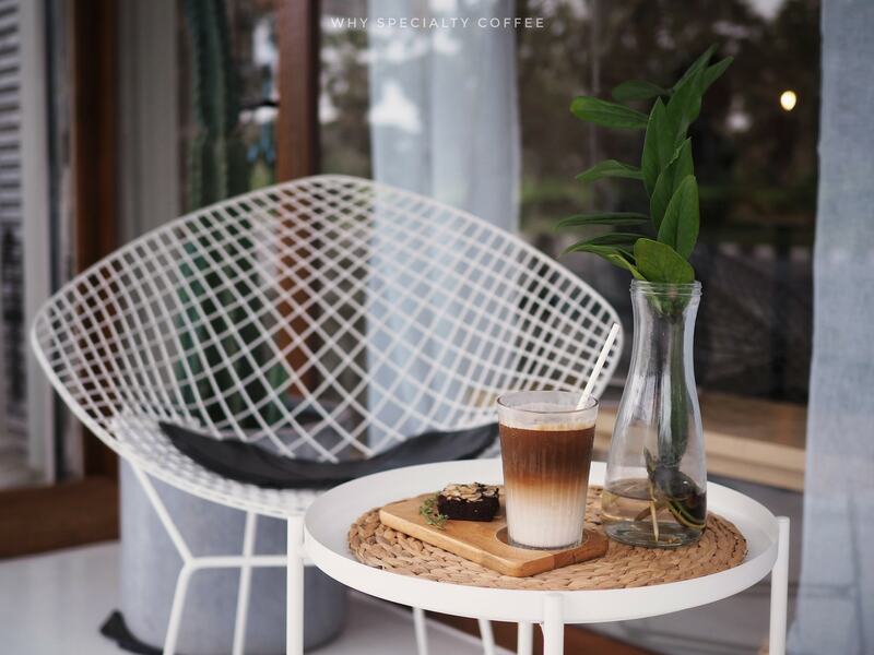 คาเฟ่พัทยา : 22 คาเฟ่พัทยาถ่ายรูปสวย เช็คอินเก๋ๆ ไม่ควรพลาด