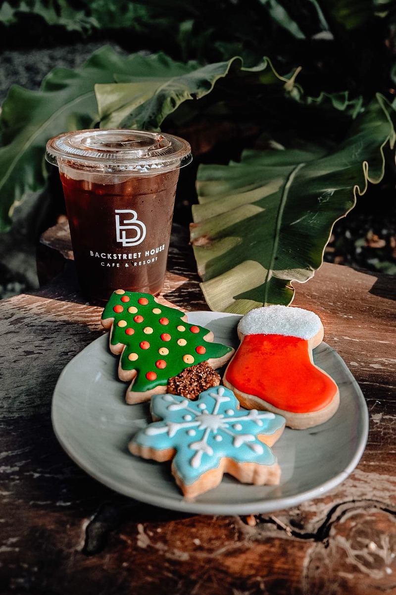 คาเฟ่พัทยา : 22 คาเฟ่พัทยาถ่ายรูปสวย เช็คอินเก๋ๆ ไม่ควรพลาด