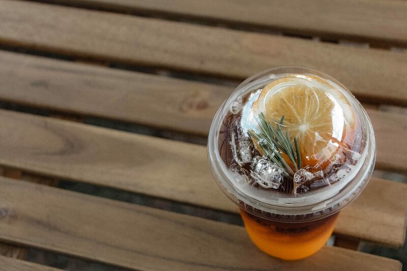 คาเฟ่พัทยา : 22 คาเฟ่พัทยาถ่ายรูปสวย เช็คอินเก๋ๆ ไม่ควรพลาด