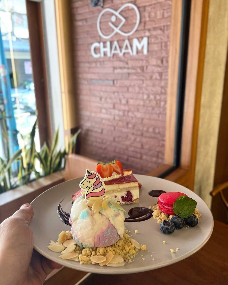 คาเฟ่พัทยา : 22 คาเฟ่พัทยาถ่ายรูปสวย เช็คอินเก๋ๆ ไม่ควรพลาด