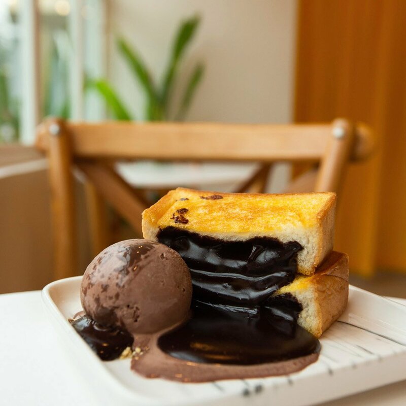 คาเฟ่พัทยา : 22 คาเฟ่พัทยาถ่ายรูปสวย เช็คอินเก๋ๆ ไม่ควรพลาด