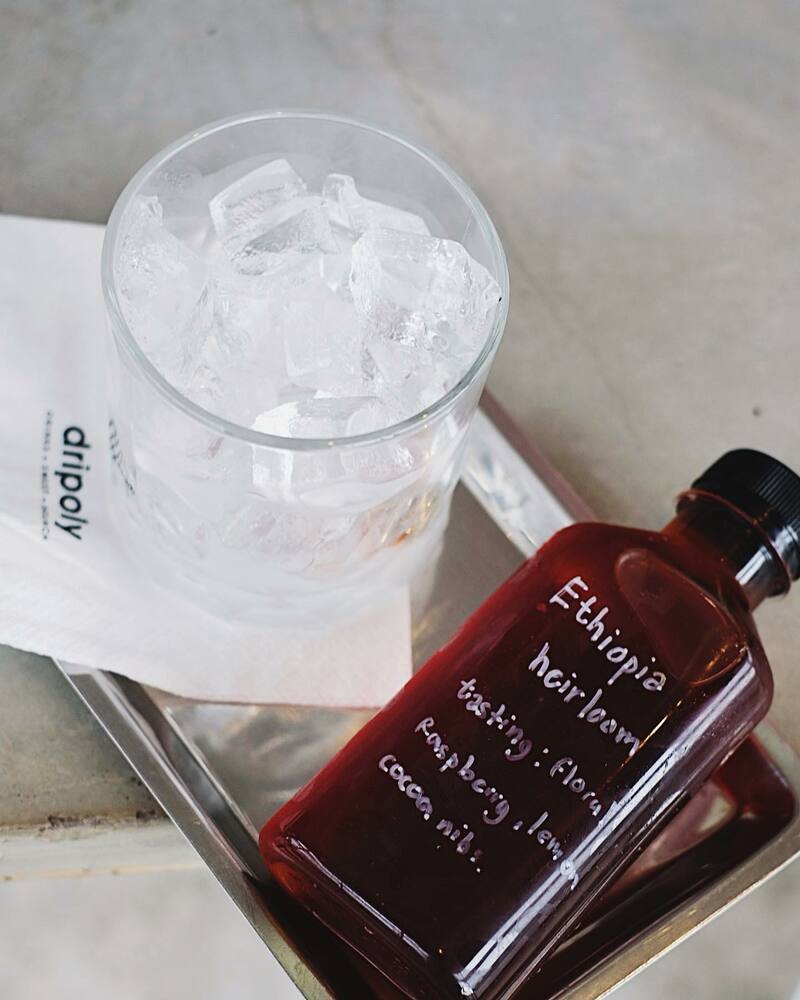 คาเฟ่พัทยา : 22 คาเฟ่พัทยาถ่ายรูปสวย เช็คอินเก๋ๆ ไม่ควรพลาด