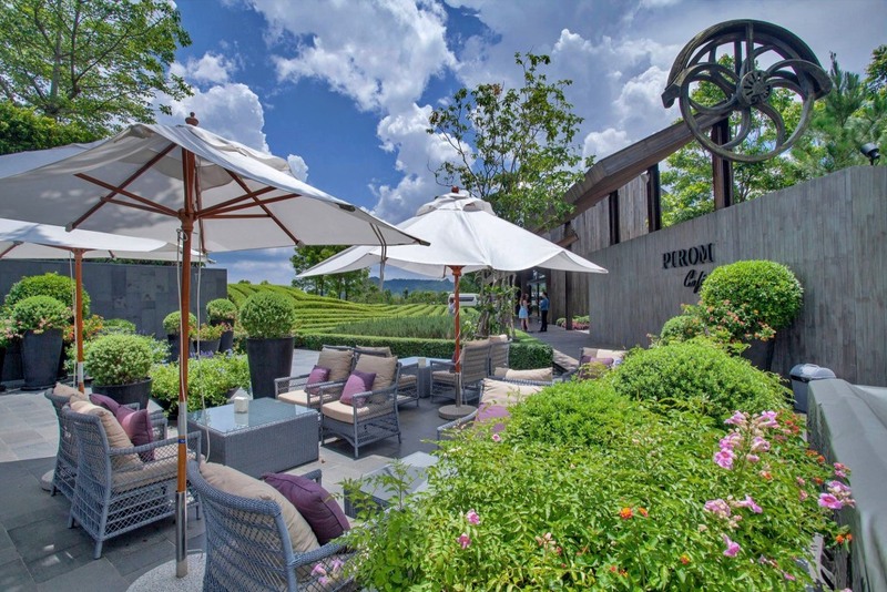 mulberry khaoyai, the birder’s lodge café & grill, yellow submarine coffee tank, ข้าวโพดหวาน ไร่สุวรรณ, ที่เที่ยวเขาใหญ่, ที่เที่ยวเขาใหญ่ 2022, ที่เที่ยวเขาใหญ่ 2023, ที่เที่ยวเขาใหญ่ 2024, ที่เที่ยวเขาใหญ่ 2565, ที่เที่ยวเขาใหญ่ 2566, ที่เที่ยวเขาใหญ่ 2567, ที่เที่ยวเขาใหญ่ ปากช่อง, น้ำตกเหวสุวัต, บ่อน้ำผุด เขาใหญ่, บ้านนอกคอกนา, ปาลิโอ เขาใหญ่, ฟาร์มโชคชัย, สระน้ำผุด ปากช่อง, สระน้ำผุด เขาใหญ่, อุทยานแห่งชาติเขาใหญ่, เขาใหญ่, เขาใหญ่ ที่เที่ยว, เที่ยวเขาใหญ่ 2024, เที่ยวเขาใหญ่ 2567, แรนโช ชาญวีร์ เขาใหญ่, ไร่มัลเบอร์รี่ เขาใหญ่, ไร่สุวรรณ, top 25+ ที่เที่ยวเขาใหญ่ [กรกฎาคม 2024] ถ่ายรูปสวย สไตล์ธรรมชาติ เที่ยวได้ทั้งครอบครัว