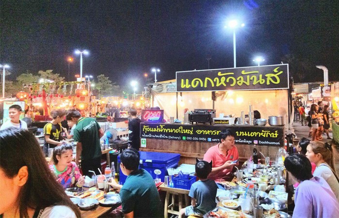 ”ร้านแดกหัวมันส์” ตลาดหัวมุม กุ้งแม่น้ำเนื้อเด้ง มันเยิ้มๆ