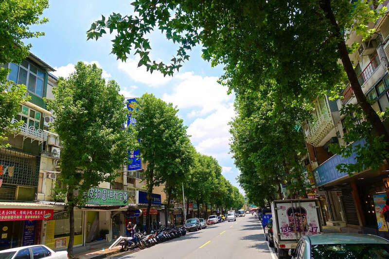 abc mart, beams, chiang kai-shek, chun shui tang, daan, daxi old street, easycard, fujin street, huashan 1914 creative park, jin feng braised pork rice, longshan temple, maokong gondola, memorial hall, michelin guide, miyahara ice cream, national palace museum, rainbow 6, shilin, shilin night market, sun yat-sen, taipei, taipei 101, taipei fish market, taipei zoo, xiao wulai skywalk, ximending, yongkang beef noodle, zhengbin fishing harbor, zhinan temple station, กระเช้าเมาคง, ก๋วยเตี๋ยวเนื้อ, ของกินซีเหมินติง, ขอพรวัดหลงซาน, ข้าวหน้าหมูตุ๋น, งานศิลปะ, จินเฟิงหลู่โร่วฟั่น, จีหลง, ช้อปปิ้งไต้หวัน, ชานมไข่มุก, ชุนชุ่ยถาง, ซีเหมินติง, ซื่อหลินไนท์มาร์เก็ต, ตลาดชุมชนเก่าต้าซี, ตลาดปลาไทเป, ถนนสายรุ้ง, ถนนสายรุ้งหมายเลข 6, ท่าเรือสีรุ้ง, ที่เที่ยวไต้หวัน, พิพิธภัณฑ์พระราชวังแห่งชาติ, มิยาฮาร่า, ย่านซีเหมินติง, วัดฉือจี้, วัดหลงซาน, สวนสัตว์ไทเป, สะพานลอยฟ้า, สาธารณรัฐจีน, หยกผักกาด, หยกหมูสามชั้น, อนุสรณ์สถานเจียงไคเช็ค, อนุสรณ์สถานแห่งชาติ, อ่างเก็บน้ำ, เกาสง, เกี๊ยวซอสพริก, เจดีย์มังกรเสือ, เจียงไคเช็ค, เถาหยวน, เที่ยวไต้หวัน, เที่ยวไต้หวัน 2024, เที่ยวไต้หวัน 2567, เที่ยวไทเป 2024, เที่ยวไทเป 2567, เมืองยอดนิยมในไต้หวัน, เสี่ยวอูไหล, ไต้หวัน, ไต้หวัน2024, ไต้หวันเที่ยวไหนดี, ไทจง, ไทเป, ไทเป101, top 30+ ที่เที่ยวไต้หวัน สตรีทฟู๊ดเจ้าดัง ช้อปปิ้งสบาย [อัปเดต 2024]